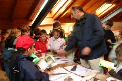 19 aprile 2005 - Mostra itinerante dei nidi e delle tracce di proprietà della Riserva di caccia di Forno di Zoldo, organizzata a Santa Giustina a cura dell'A.C.B.